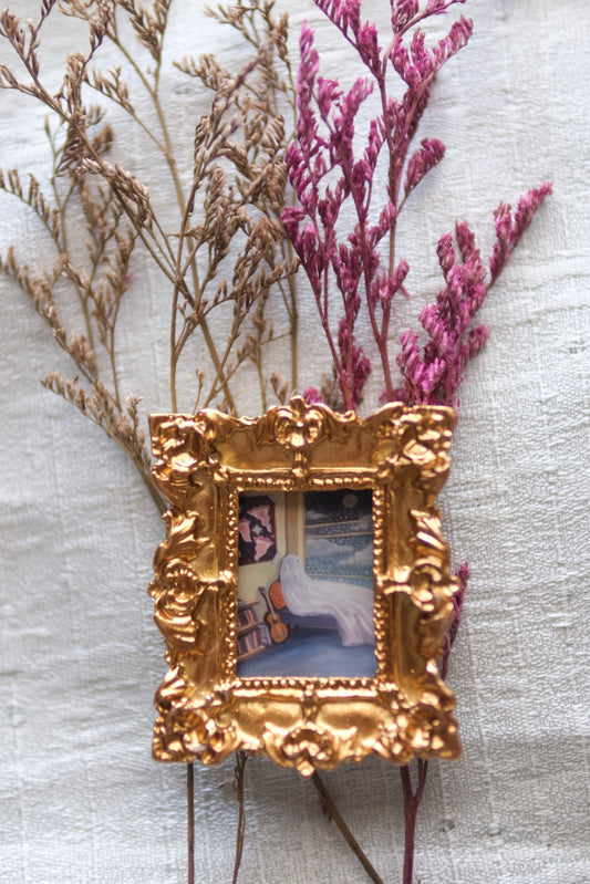 Ghost In Room - Rectangle Miniature Framed Magnet